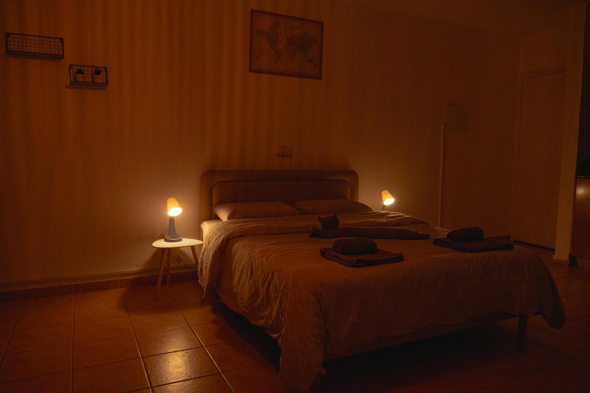 Nissus Urban Hostel Ayia Napa Room photo